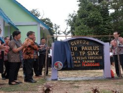 Bupati Sekadau, Menghadiri Peresmian Gereja Santo Paulus Stasi Tapang Siak, Paroki Yesus Tersalib Nanga Taman