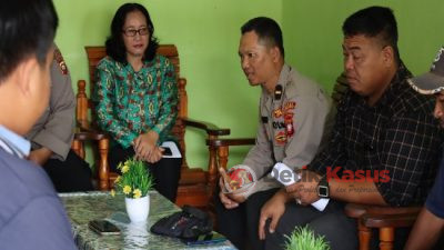 Polres Kapuas Hulu Gelar Jumat Curhat Bersama Dengan Masyarakat Kelurahan Kedamin Hilir