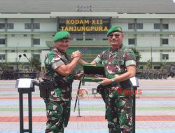 Pangdam XII/Tpr Terima Penyerahan Pasukan dari Mayjen TNI Sulaiman Agusto