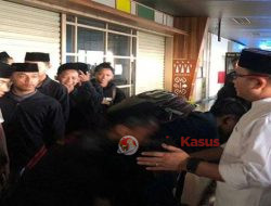 Wabup Sujiwo antar Ratusan Santri Lirboyo Asal Kubu Raya di Bandara Internasional Supadio