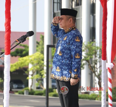 Sekda Provinsi Kalbar menjadi Inspektur Upacara Hari Peringatan ke - 115 Tahun Kebangkitan Nasional Tahun 2023, di Halaman Kantor Gubernur Kalimantan Barat, Senin (22/5/2023)