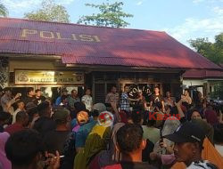 Unjuk Rasa Masyarakat Penangkapan Pelaku Peti, Polres Sekadau Tegaskan Tidak Ada warga yang Ditangkap hanya Pemeriksaan Saksi