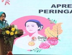 Hj Lismayarni Serahkan Penghargaan Perempuan Berjasa dan Berprestasi