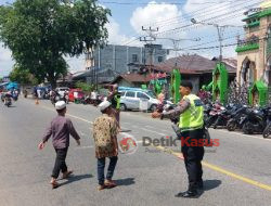 Kepolisian Sektor Pontianak Utara Tempatkan Personel lakukan Pengamanan Ibadah Sholat Jumat