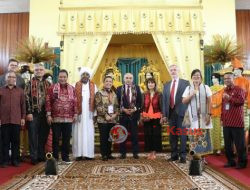 Wagub Kalbar terima Kunjungan Duta Besar Berbagai Negara di Anjungan Provinsi Kalbar di TMII