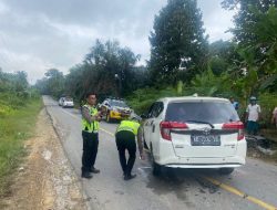 Kasat Lantas Polres Sekadau Jelaskan Kronologis Lakalantas Sepeda Motor Vario Dengan Mobil Cayla