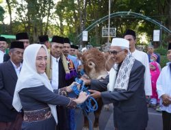 Momen Idul Adha, Bupati Bojonegoro Tegaskan Terus Berupaya Meningkatkan Kesejahteraan Warga