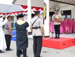 Kapolres Sekadau Pimpin Upacara Sertijab dan Wisuda Purnabakti