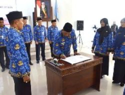 Bupati Kayong Utara Lantik 150 Jabatan Fungsional Guru