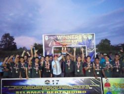 Wakil Bupati Kapuas Hulu Menutup Tournamen Liga RT Cup Desa Madang Permai Kecamatan Suhaid