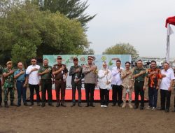 Polres Cirebon Kota Gelar Penanaman Pohon Serentak