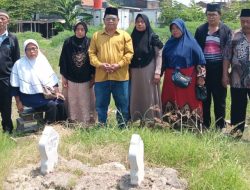 Rozikin Subastian BD Caleg DPR-RI Mengawali Kegiatan Kampanyenya Dengan Melakukan Ziarah Kubur Ke Makam Ortu & Para Leluhur