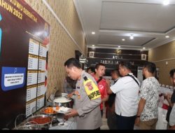 Pererat Silaturahmi, Kapolres Cirebon Kota Ajak Awak Media Makan Siang Bersam