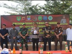 Jelang Nataru, Polres Cirebon Kota Musnahkan Puluhan Ribu Miras dan Obat Terlarang