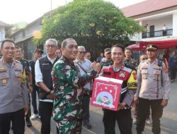 Kapolres Cirebon Kota Bersama Forkopimda Laksanakan Monitoring Pengamanan Malam Natal