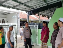 Sambang patroli Bhabinkamtibmas Kalijaga Polsek seltim Polres Cirebon Kota ajak  warga Pemilu damai