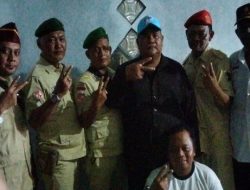 Pendukung Prabowo di Desa Kalimeang-Cirebon, Nobar Debat Kelima Pilpres 2024