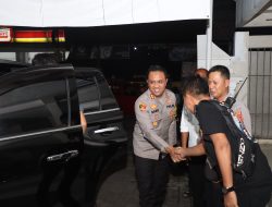 Bentuk Kepedulian, Kapolres Cirebon Kota Jenguk Anggota PPK Yang Sakit