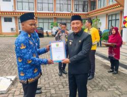 Pj. Bupati Tanggamus Mengambil Sumpah Janji PNS Dan Penyerahan Petikan SK PNS di lingkungan Pemda Tanggamus