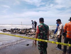 Tragis!! 4 Orang Tenggelam di Pantai Cemara Indah Balongan