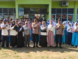 Bentuk Kepedulian Kepada Generasi Muda, Kapolsek Talun Berikan Binluh Kepada SMPN 1 SATAP