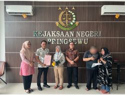 Kejari Pringsewu Hentikan 2 Penuntutan Berdasarkan Restorative Justice