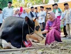 Bupati Indramayu rayakan Hari Raya Idul Adha 1445/2024 undang Masyarakat Makan Sate Bersama