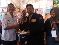 Sunatan Massal bersama LSM GMPAR yang Digerakkan oleh Ketua DPP Indramayu Ratno ST