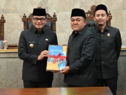 DPRD Setujui Raperda PP APBD 2023 Kabupaten Cirebon