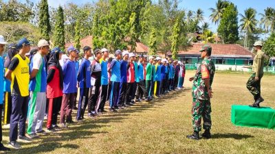 Latihan Kesiapan Paskibra, Babinsa Bakung Hadir Penuh Semangat