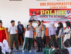 Gandeng elemen Mahasiswa, Kapolresta Cirebon Berikan Penyuluhan kepada Siswa SMK Muhammadiyah Lemahabang