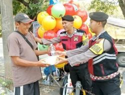 Polresta Cirebon bagikan Makanan Sehat Gratis kepada Masyarakat