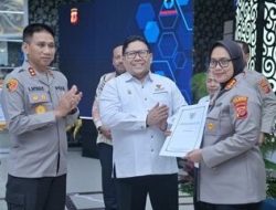 Polresta Cirebon raih Penghargaan Kepatuhan Standar Pelayanan Publik dari Ombudsman RI