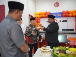 Ketua DPRD Tanjab Barat Hamdani, SE Hadiri HUT Bank Jambi ke-62