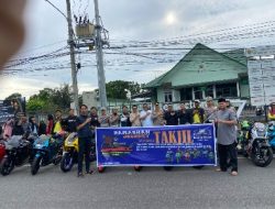 Komunitas URC Bersama Kapolresta Pangkal Pinang Bagikan Nasi Kotak Berbuka Puasa