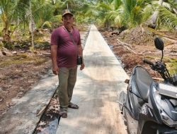 Pemerintah Desa Teluk Kecamatan Kuala Kampar Bangun Jalan Seminisasi Gunakan Anggara Dana Desa (DD) 2025