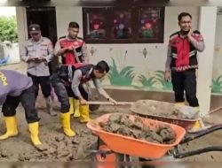 Gotong-Royong Polri Dan Masyarakat, Polres Pidie Jaya, Percepat Pemulihan Pasca Banjir Dan Fasilitas Pendidikan.